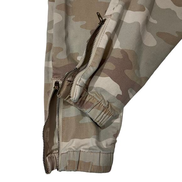 American Eagle Next Level Stretch High Rise Camo Jegging Joggers - Tan - 00 - Picture 14 of 14